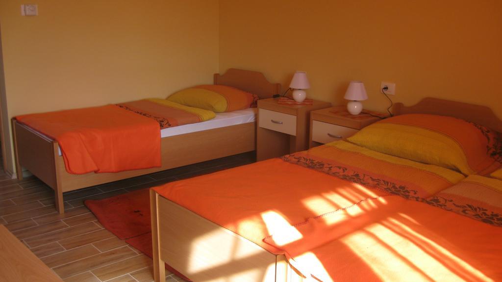 Tourist Farm Dujceva Domacija Vremski Britof Exterior foto