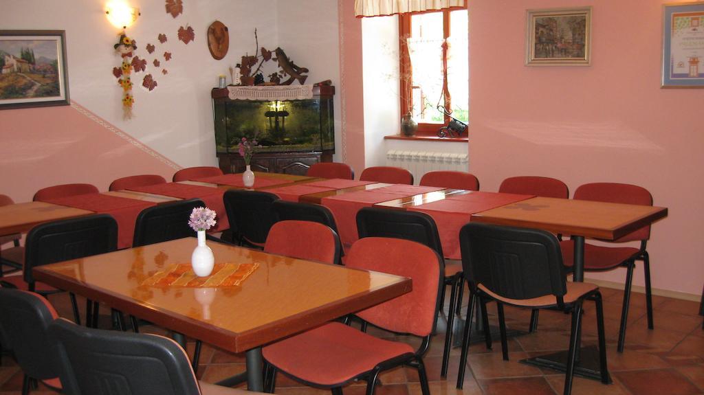 Tourist Farm Dujceva Domacija Vremski Britof Exterior foto
